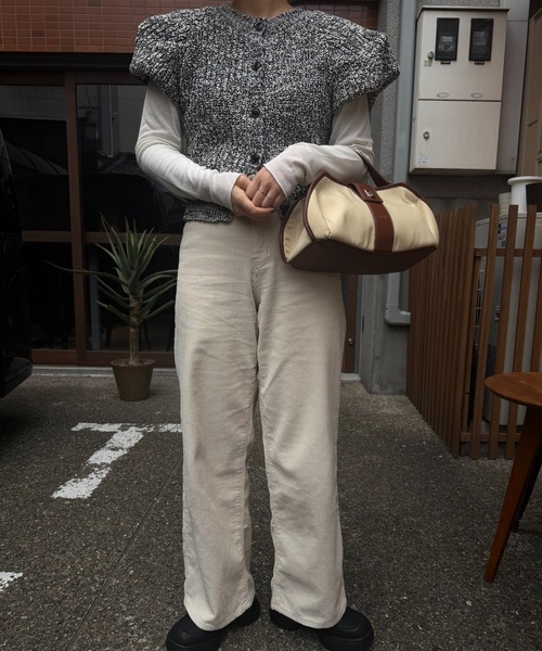 lawgy（ラウジー）の「mini balloon sleeve mix knit / ミニバルーンスリーブミックスニット（ニット/セーター・レディース・ベージュ/ブラック・FREE）」の6枚目の写真