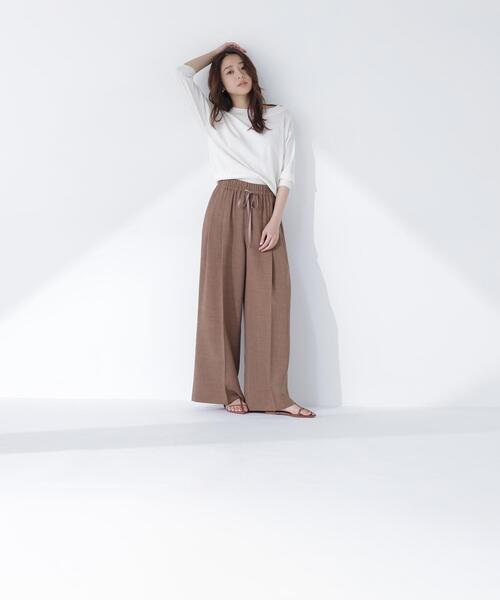 NATURAL BEAUTY BASIC（ナチュラルビューティーベーシック）の「【ちょうど、いい服】しれっと、できすぎニット（ニット/セーター・レディース・レッド/オフホワイト/ブルー/ブラック・FREE）」の21枚目の写真