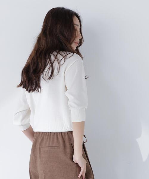 NATURAL BEAUTY BASIC（ナチュラルビューティーベーシック）の「【ちょうど、いい服】しれっと、できすぎニット（ニット/セーター・レディース・レッド/オフホワイト/ブルー/ブラック・FREE）」の22枚目の写真