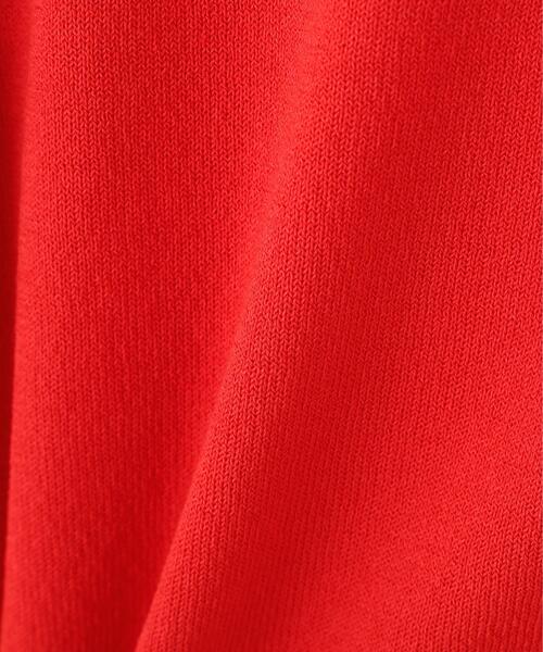 NATURAL BEAUTY BASIC(ナチュラルビューティーベーシック)の「【ちょうど、いい服】しれっと、できすぎニット(ニット/セーター・レディース・レッド/オフホワイト/ブルー/ブラック・FREE)」の5枚目の写真