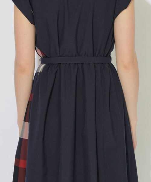 CB CRESTBRIDGE（シービークレストブリッジ）の「パーシャルチェックフレンチスリーブワンピース（ワンピース・レディース・ダークネイビー/ホワイト系その他・M/S）」の13枚目の写真