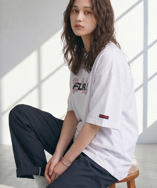 FUBU( フブ)の「【FUBU/フブ】SOUVENIR T-SHIRTS/スーベニアTシャツ(Tシャツ/カットソー・メンズ・ホワイト/ブラック・XL/M/L)」の10枚目の写真