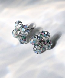 Zoule ゾーラ:MOROCCAN モロッカンシリーズ quatre fleurs 花 フラワー ピアス