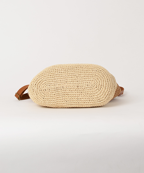 folna（フォルナ）の「【FUDGE 5月号掲載】FOLNA（フォルナ）:ペーパー バイカラー トートバッグ ◇（トートバッグ・レディース・ブラック/キャメル・ONESIZE）」の6枚目の写真