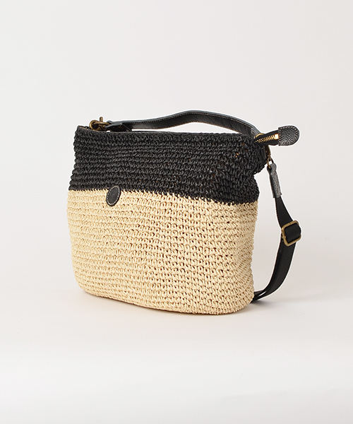 folna（フォルナ）の「【FUDGE 5月号掲載】FOLNA（フォルナ）:ペーパー バイカラー トートバッグ ◇（トートバッグ・レディース・ブラック/キャメル・ONESIZE）」の19枚目の写真