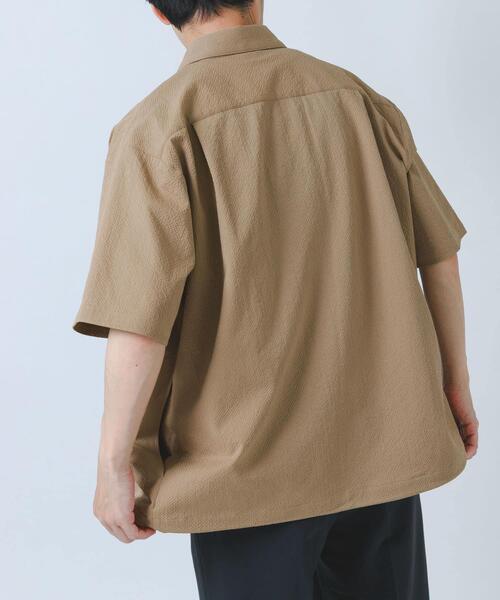 ITEMS URBANRESEARCH（アイテムズ アーバンリサーチ）の「『接触冷感/イージーケア/吸水速乾/撥水/防汚』高機能シアサッカー サイドストレージシャツ(楽着シリーズ)（シャツ/ブラウス・メンズ・ベージュ/ブラック/ライトブルー・MEDIUM/LARGE）」の21枚目の写真