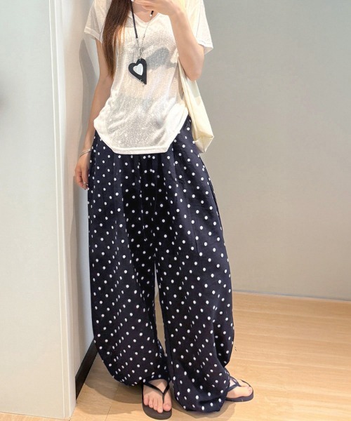 Miniministore（ミニミニストア）の「ドット柄ワイドパンツ韓国風春夏ラフパンツ（デニムパンツ・レディース・ネイビー/ライトブルー/アイボリー・FREE）」の4枚目の写真