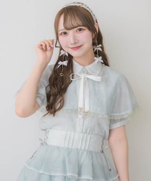 ROJITA(ロジータ)の「【セットアップ対応/新色登場】レースフリルケープブラウス(シャツ/ブラウス・レディース・アイボリー/ブラック/ブルー/ミント/ピンク・FREE)」の4枚目の写真
