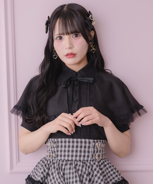 ROJITA(ロジータ)の「【セットアップ対応/新色登場】レースフリルケープブラウス(シャツ/ブラウス・レディース・アイボリー/ブラック/ブルー/ミント/ピンク・FREE)」の6枚目の写真