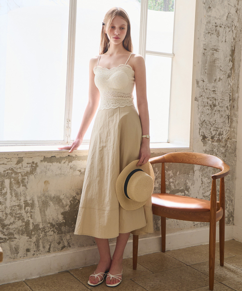 SLOWLOLLI(スローローリ)の「Lace crop inner top_3 Colors(Tシャツ/カットソー・レディース・アイボリー/Beige/ブラック・FREE)」の6枚目の写真