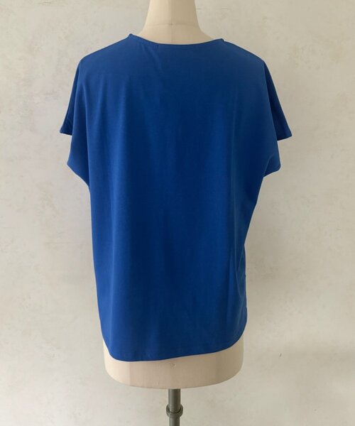 Jena espace merveilleux(ジェナ エスパスメルヴェイユ)の「コンパクトロゴカットソー(Tシャツ/カットソー・レディース・アイボリー/ライトグレー/ブラック/ブルー・FREE)」の12枚目の写真