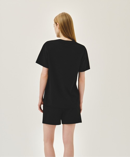 MARITHE + FRANCOIS GIRBAUD(マリテフランソワジルボー)の「SMALL REGULAR LOGO TEE(Tシャツ/カットソー・レディース・ストライプ/チャコール/ホワイト/ブラック/カーキ・LARGE/X-LARGE/SMALL/MEDIUM)」の17枚目の写真