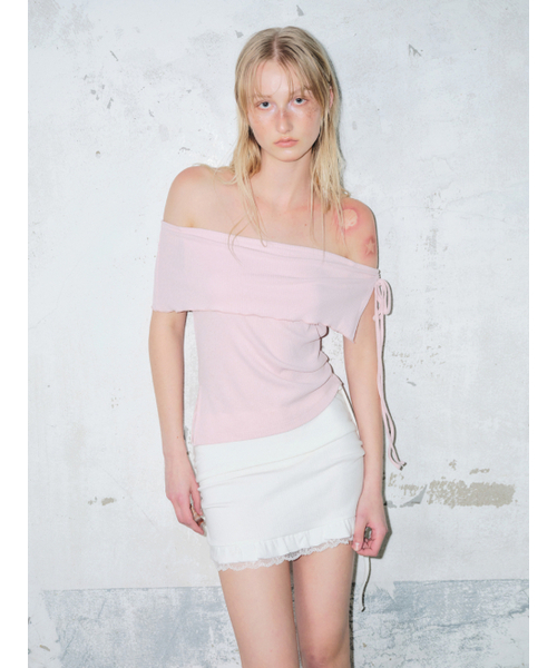ETMON(エトモン)の「String Off Shoulder T-Shirt, Pink(Tシャツ/カットソー・レディース・その他・F)」の4枚目の写真
