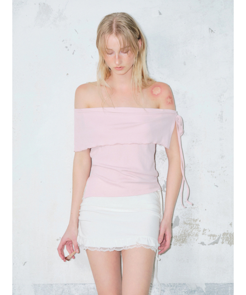 ETMON(エトモン)の「String Off Shoulder T-Shirt, Pink(Tシャツ/カットソー・レディース・その他・F)」の3枚目の写真