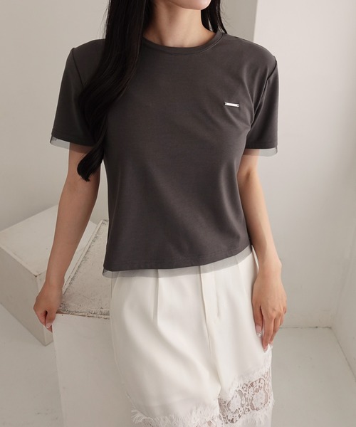 SOELA(ソエラ)の「【INGNI SOELA】プレート付チュールドッキングコンパクトTシャツ/WEB限定(Tシャツ/カットソー・レディース・ブラック/チャコールグレー/オフホワイト・FREE)」の3枚目の写真