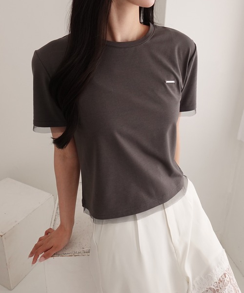 SOELA(ソエラ)の「【INGNI SOELA】プレート付チュールドッキングコンパクトTシャツ/WEB限定(Tシャツ/カットソー・レディース・ブラック/チャコールグレー/オフホワイト・FREE)」の19枚目の写真