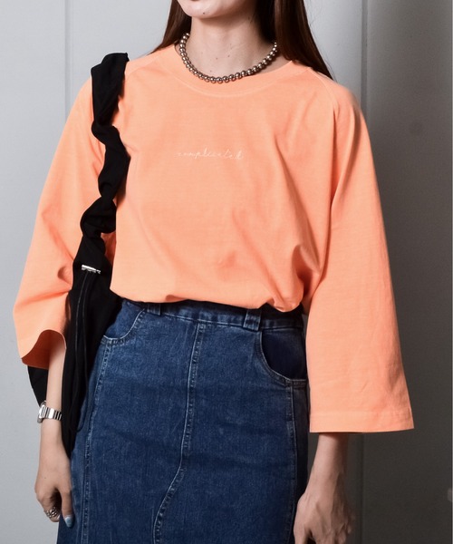 DOUBLE STEAL(ダブルスティール)の「Complicated刺繍 ラグランTシャツ(Tシャツ/カットソー・レディース・ラベンダー/ブラウン/グレイッシュベージュ/オレンジ・FREE)」の1枚目の写真