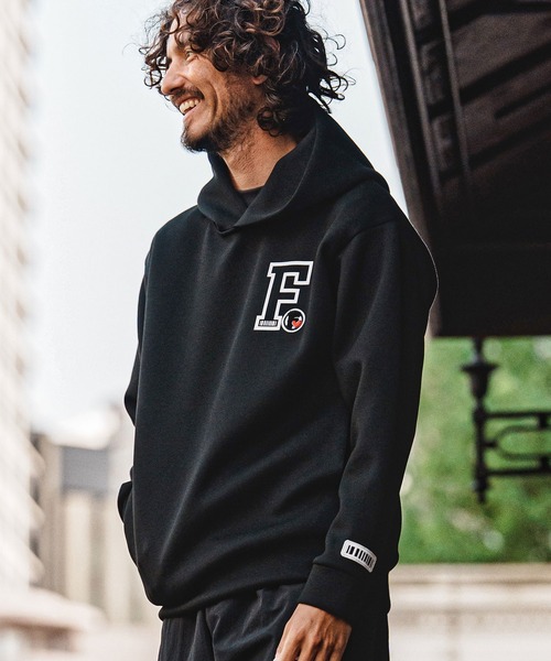 felkod（フィルコッド）の「mpa4154- Chenille Patch Scuba Hoodie フードパーカー(F26A240)（パーカー・メンズ・トップグレー/ネイビー/ブラック・S/M/L/XL）」の2枚目の写真