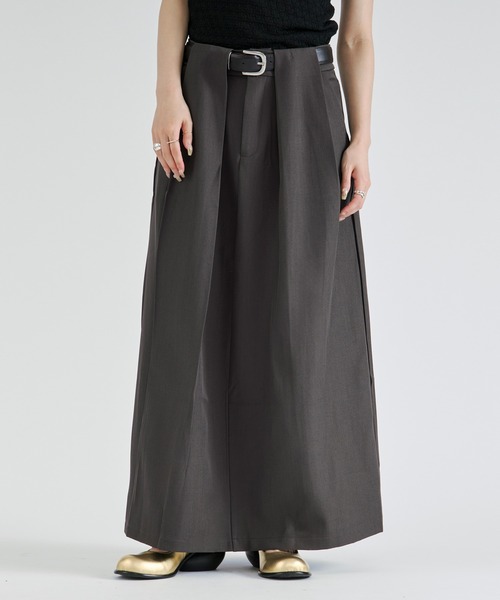 Ezick(エジック)の「belt tuck wide skirt/ベルト付きタックワイドスカート(スカート・レディース・ブラック/チャコール・FREE)」の19枚目の写真