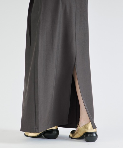Ezick(エジック)の「belt tuck wide skirt/ベルト付きタックワイドスカート(スカート・レディース・ブラック/チャコール・FREE)」の21枚目の写真