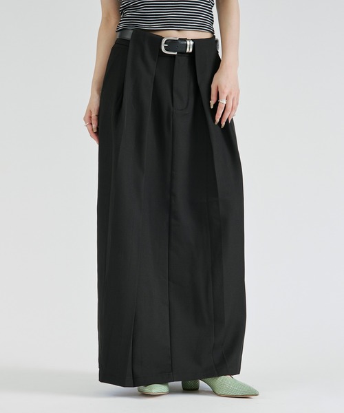 Ezick(エジック)の「belt tuck wide skirt/ベルト付きタックワイドスカート(スカート・レディース・ブラック/チャコール・FREE)」の6枚目の写真