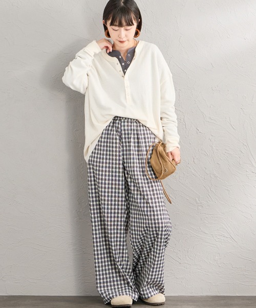 HANES（ヘインズ）の「[HANES/ヘインズ] ヘンリーネック サーマルカットソー（Tシャツ/カットソー・レディース・レッド/グレー/オフホワイト・M）」の10枚目の写真