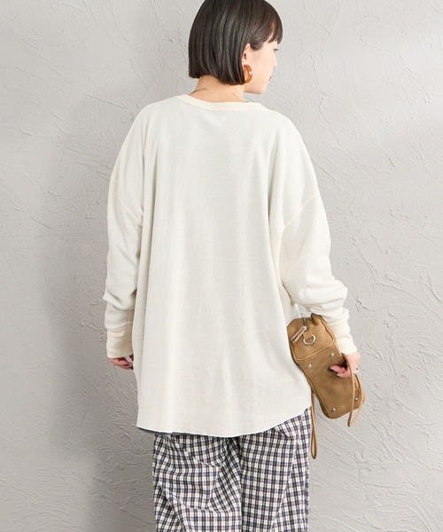 HANES（ヘインズ）の「[HANES/ヘインズ] ヘンリーネック サーマルカットソー（Tシャツ/カットソー・レディース・レッド/グレー/オフホワイト・M）」の14枚目の写真