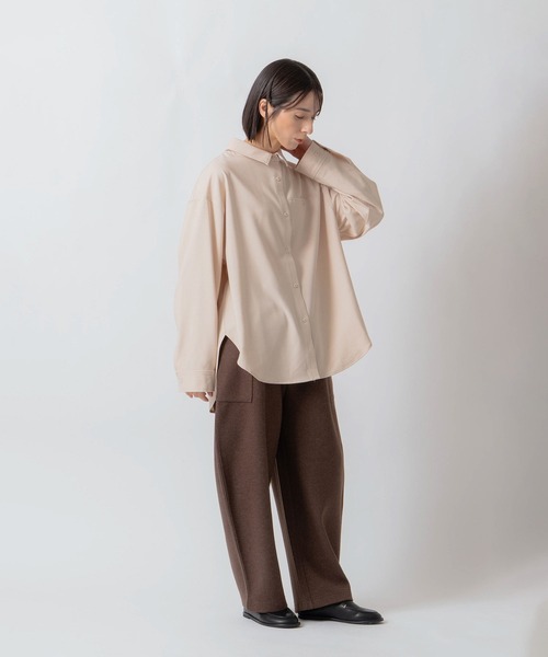 Kelen(ケレン)の「「KELEN / ケレン」バッククロスデザインオーバーシャツ(シャツ/ブラウス・レディース・ネイビー/ブラウン/ライトベージュ・S/M)」の14枚目の写真