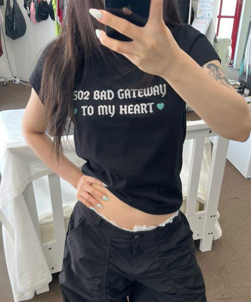 ITZAVIBE(イッザバイブ)の「502 GLITTER LETTERING T SHIRT - BLACK(Tシャツ/カットソー・レディース・その他・FREE)」の1枚目の写真