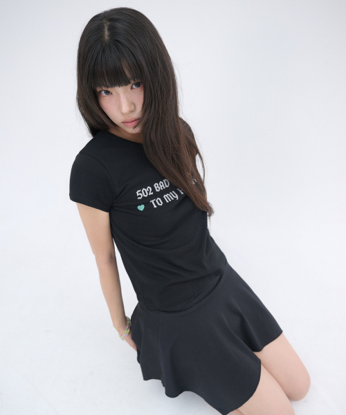 ITZAVIBE(イッザバイブ)の「502 GLITTER LETTERING T SHIRT - BLACK(Tシャツ/カットソー・レディース・その他・FREE)」の3枚目の写真