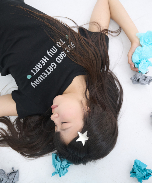 ITZAVIBE(イッザバイブ)の「502 GLITTER LETTERING T SHIRT - BLACK(Tシャツ/カットソー・レディース・その他・FREE)」の6枚目の写真