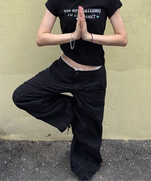 ITZAVIBE(イッザバイブ)の「502 GLITTER LETTERING T SHIRT - BLACK(Tシャツ/カットソー・レディース・その他・FREE)」の10枚目の写真