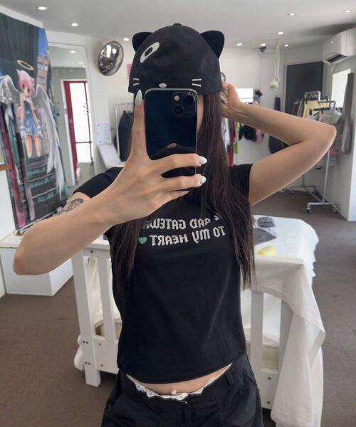 ITZAVIBE(イッザバイブ)の「502 GLITTER LETTERING T SHIRT - BLACK(Tシャツ/カットソー・レディース・その他・FREE)」の12枚目の写真
