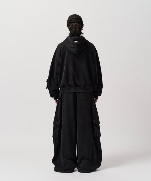 UMBRO(アンブロ)の「【UMBRO for Lui's】FADE VOLUME SWEAT ZIP HOODIE / フェードボリュームスウェットジップパーカー(パーカー・メンズ・ブラック/アイボリー・S/M)」の12枚目の写真
