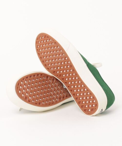 VANS(バンズ)の「グローイング エブリデイ コンフィクッシュ オーセンティック / UA ComfyCush Authentic GROWING VN0A4BVVGRN1(スニーカー・メンズ・ホワイト・4.5)」の3枚目の写真