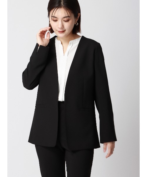 SUIT SQUARE（スーツスクエア）の「WEB限定／スタンドカラーキーネックブラウス／ハンドウォッシュ／ヘビークレープ／無地（シャツ/ブラウス・レディース・ラベンダー/ホワイト・38）」の10枚目の写真