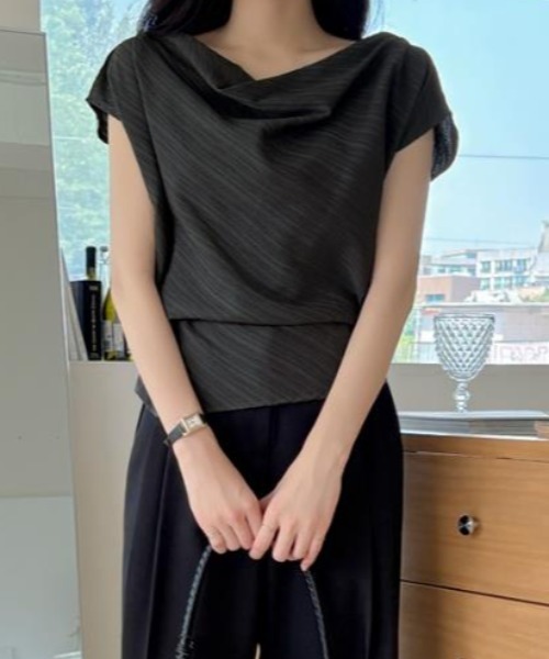 semplice(センプリチェ)の「Tシャツ【韓国ファッション】(Tシャツ/カットソー・レディース・ベージュ/グレー・F)」の10枚目の写真