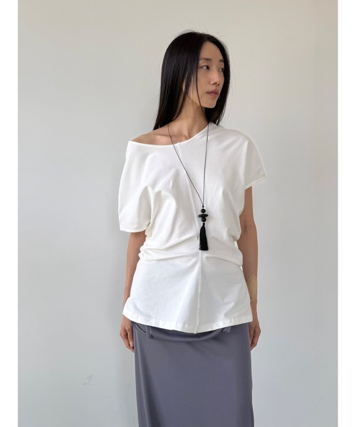Didot.showroom（ディドット ショールーム）の「バックオープンウエストシェイプT（Tシャツ/カットソー・レディース・チャコール/シルバーグレー/ホワイト・FREE）」の7枚目の写真