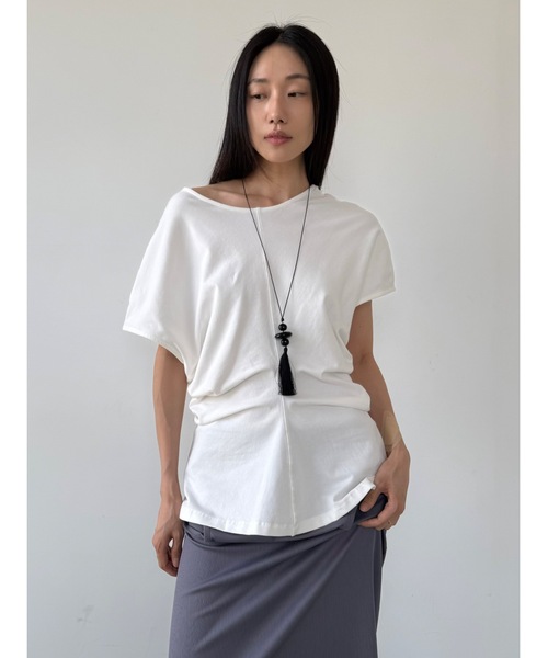 Didot.showroom（ディドット ショールーム）の「バックオープンウエストシェイプT（Tシャツ/カットソー・レディース・チャコール/シルバーグレー/ホワイト・FREE）」の4枚目の写真