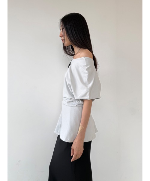Didot.showroom（ディドット ショールーム）の「バックオープンウエストシェイプT（Tシャツ/カットソー・レディース・チャコール/シルバーグレー/ホワイト・FREE）」の13枚目の写真