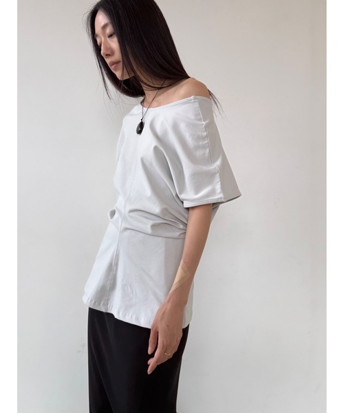 Didot.showroom（ディドット ショールーム）の「バックオープンウエストシェイプT（Tシャツ/カットソー・レディース・チャコール/シルバーグレー/ホワイト・FREE）」の11枚目の写真