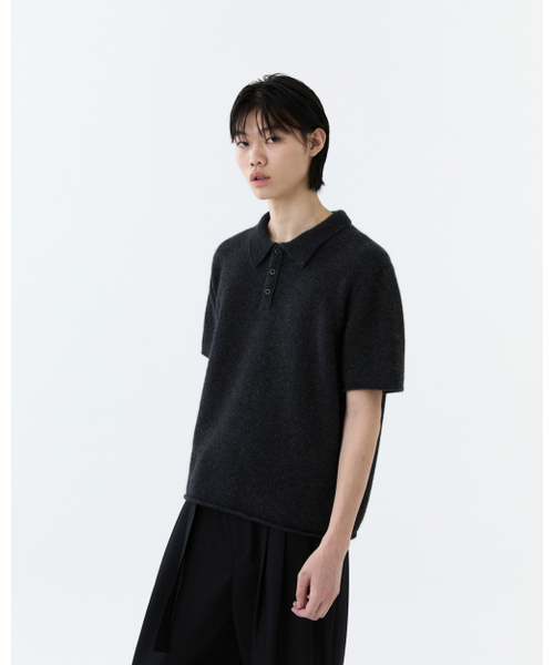 THEENDQUESTION(ジエンドクエスチョン)の「Raccoon collar knit top / DARK GRAY(ニット/セーター・レディース・その他・1/2)」の6枚目の写真