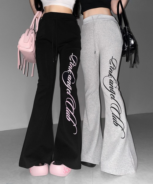 me+em select(ミームセレクト)の「【 PINK ANGEL CLUB 】レタリングロゴスウェットフレアパンツ / PINK ANGEL CLUB lettering logo sweat flare pants(スウェットパンツ・レディース・グレー/ブラック・FREE)」の9枚目の写真