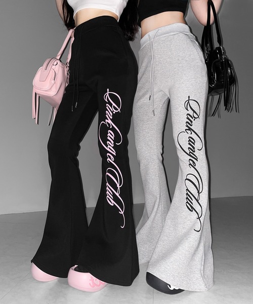me+em select(ミームセレクト)の「【 PINK ANGEL CLUB 】レタリングロゴスウェットフレアパンツ / PINK ANGEL CLUB lettering logo sweat flare pants(スウェットパンツ・レディース・グレー/ブラック・FREE)」の8枚目の写真