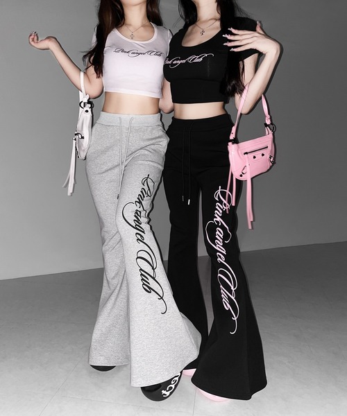 me+em select(ミームセレクト)の「【 PINK ANGEL CLUB 】レタリングロゴスウェットフレアパンツ / PINK ANGEL CLUB lettering logo sweat flare pants(スウェットパンツ・レディース・グレー/ブラック・FREE)」の13枚目の写真