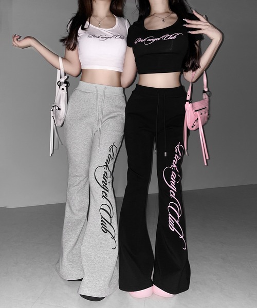 me+em select(ミームセレクト)の「【 PINK ANGEL CLUB 】レタリングロゴスウェットフレアパンツ / PINK ANGEL CLUB lettering logo sweat flare pants(スウェットパンツ・レディース・グレー/ブラック・FREE)」の15枚目の写真