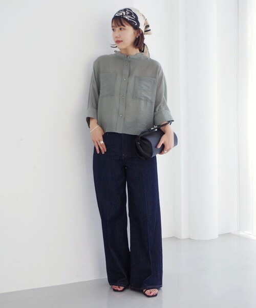 SHIPS(シップス)の「〈手洗い可〉NEW シルク混 シアー 羽織 シャツ(シャツ/ブラウス・レディース・ライトグリーン/ライトブルー/カーキ・ONE SIZE)」の4枚目の写真