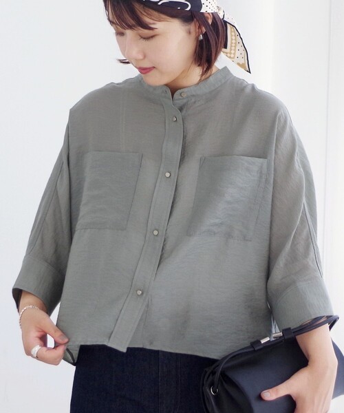 SHIPS(シップス)の「〈手洗い可〉NEW シルク混 シアー 羽織 シャツ(シャツ/ブラウス・レディース・ライトグリーン/ライトブルー/カーキ・ONE SIZE)」の7枚目の写真