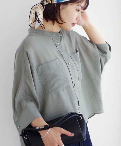 SHIPS(シップス)の「〈手洗い可〉NEW シルク混 シアー 羽織 シャツ(シャツ/ブラウス・レディース・ライトグリーン/ライトブルー/カーキ・ONE SIZE)」の9枚目の写真