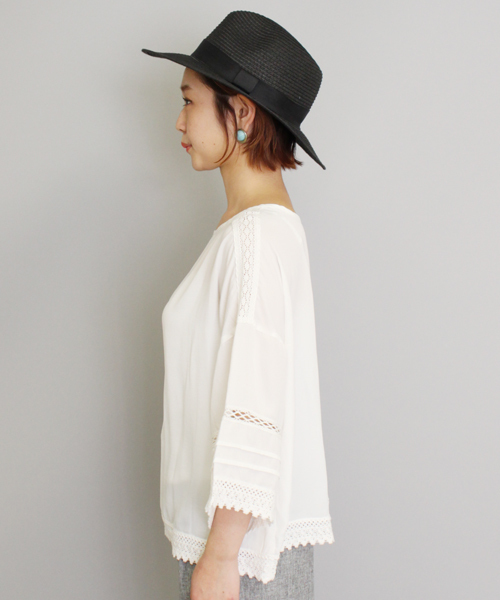 mystic(ミスティック)の「【mystic】かぎ針レースプルオーバー(シャツ/ブラウス・レディース・オフホワイト/グリーン/ネイビー/ピンク・フリ-)」の7枚目の写真